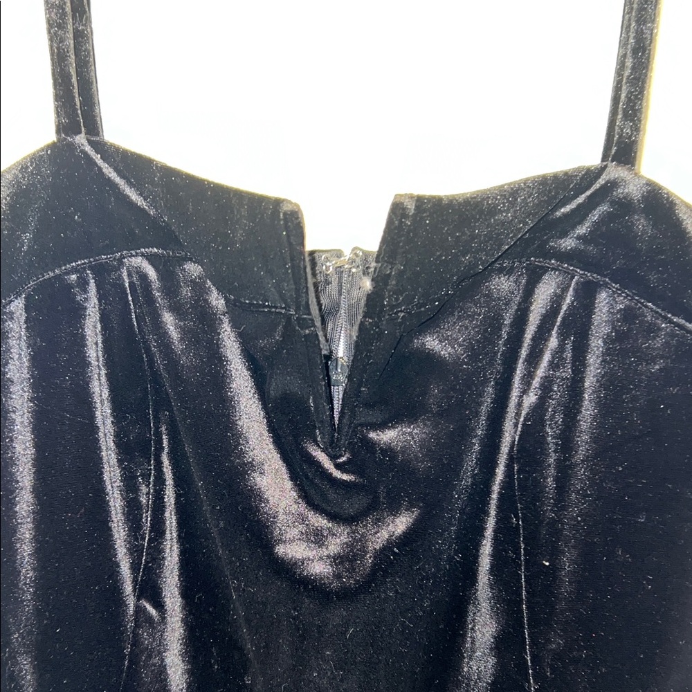 Wysteria Sleek Black Velvet Strappy Jumpsuit V-neck Wide Leg Size S 0330261 - Picture 2 of 7